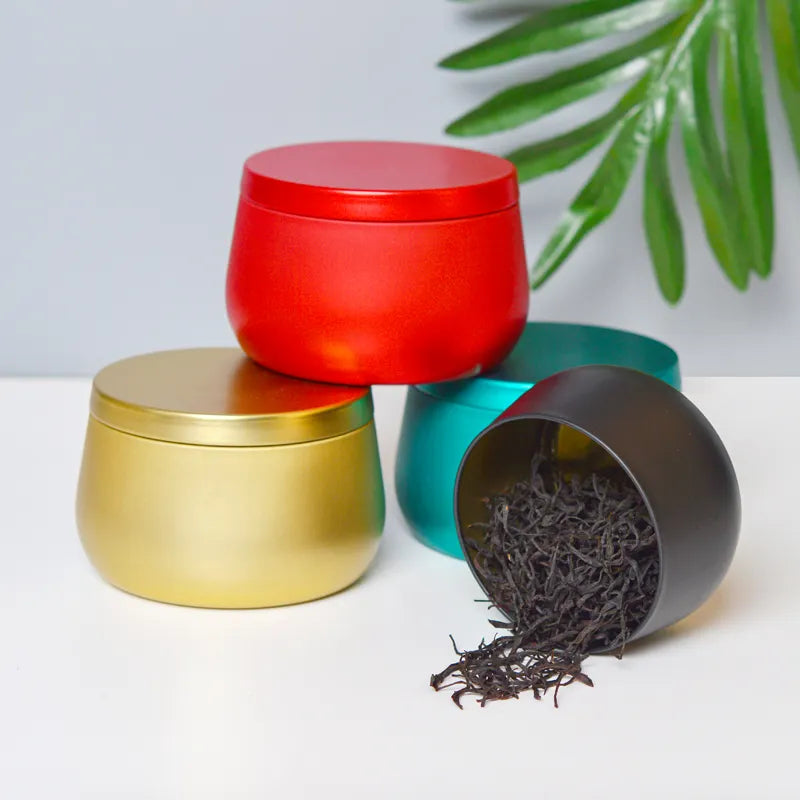 Latas metálicas de colores